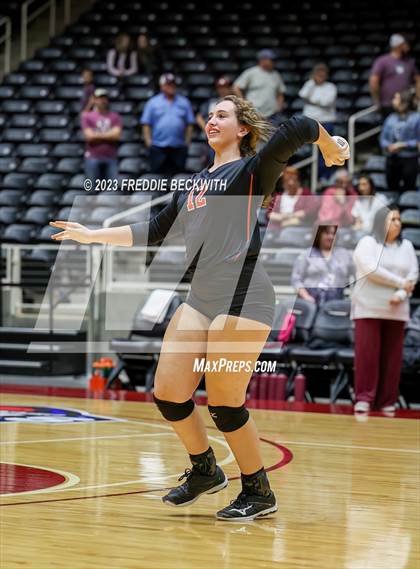 Thumbnail 3 in Iola vs. Schulenburg (UIL 2A Volleyball Semi-Final) photogallery.