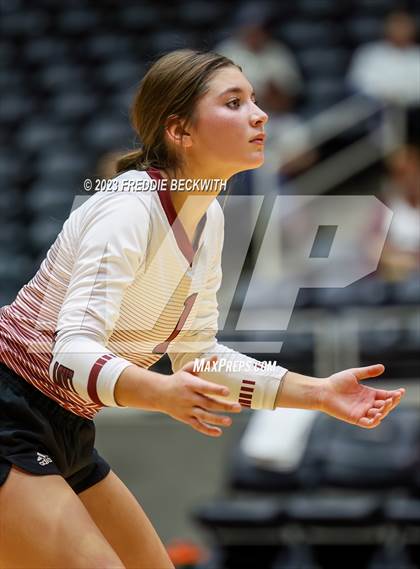 Thumbnail 1 in Iola vs. Schulenburg (UIL 2A Volleyball Semi-Final) photogallery.