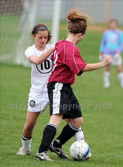 Thumbnail 2 in Berks Christian @ Lancaster Country Day photogallery.