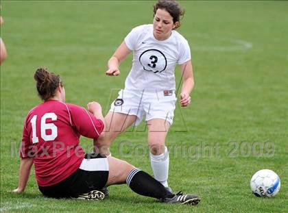 Thumbnail 2 in Berks Christian @ Lancaster Country Day photogallery.