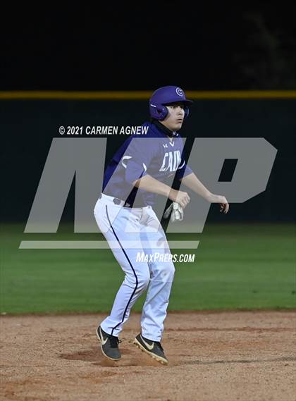 Thumbnail 2 in Klein Cain vs Klein Forest photogallery.