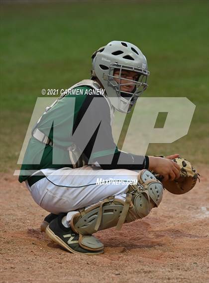 Thumbnail 3 in Klein Cain vs Klein Forest photogallery.