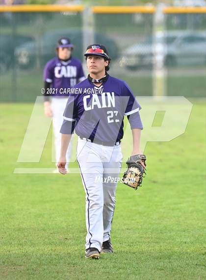 Thumbnail 1 in Klein Cain vs Klein Forest photogallery.