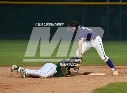 Thumbnail 2 in Klein Cain vs Klein Forest photogallery.