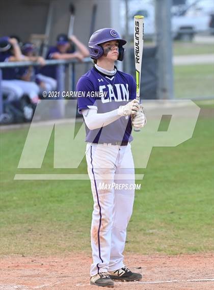 Thumbnail 2 in Klein Cain vs Klein Forest photogallery.