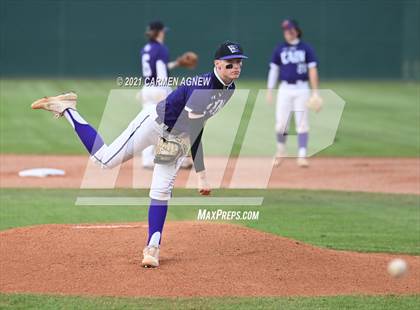 Thumbnail 3 in Klein Cain vs Klein Forest photogallery.