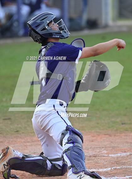 Thumbnail 2 in Klein Cain vs Klein Forest photogallery.
