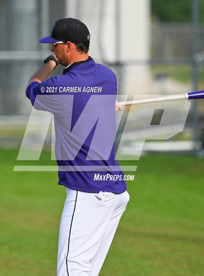 Thumbnail 3 in Klein Cain vs Klein Forest photogallery.