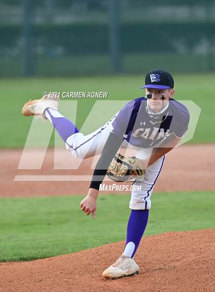 Thumbnail 2 in Klein Cain vs Klein Forest photogallery.