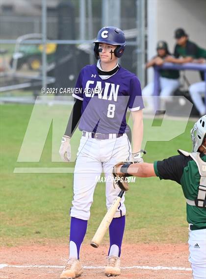 Thumbnail 3 in Klein Cain vs Klein Forest photogallery.