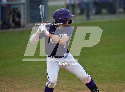 Thumbnail 2 in Klein Cain vs Klein Forest photogallery.