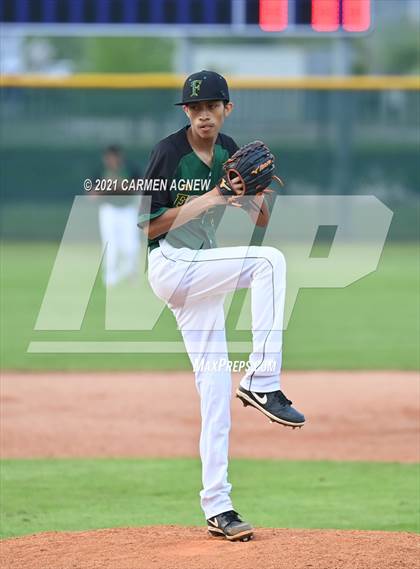 Thumbnail 1 in Klein Cain vs Klein Forest photogallery.