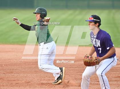 Thumbnail 3 in Klein Cain vs Klein Forest photogallery.