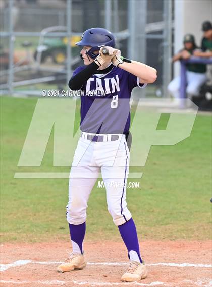 Thumbnail 2 in Klein Cain vs Klein Forest photogallery.