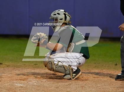 Thumbnail 2 in Klein Cain vs Klein Forest photogallery.