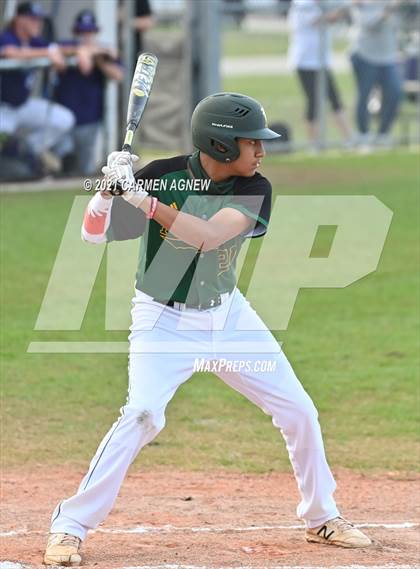 Thumbnail 3 in Klein Cain vs Klein Forest photogallery.