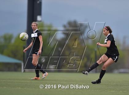 Thumbnail 2 in Rock Canyon @ ThunderRidge (CHSAA 5A 2nd Round) photogallery.