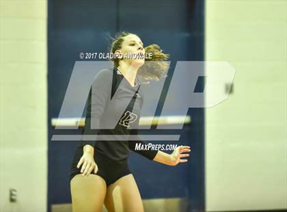 Thumbnail 1 in Horn @ Rockwall photogallery.