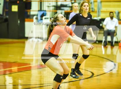 Thumbnail 2 in Horn @ Rockwall photogallery.