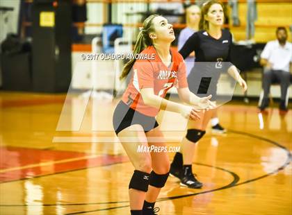 Thumbnail 3 in Horn @ Rockwall photogallery.
