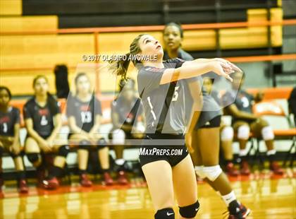 Thumbnail 3 in Horn @ Rockwall photogallery.
