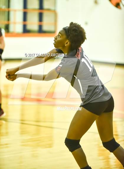 Thumbnail 3 in Horn @ Rockwall photogallery.