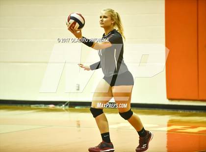 Thumbnail 1 in Horn @ Rockwall photogallery.