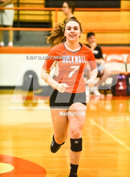 Thumbnail 3 in Horn @ Rockwall photogallery.