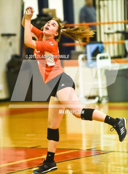 Thumbnail 3 in Horn @ Rockwall photogallery.