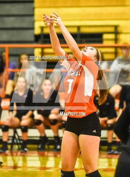 Thumbnail 2 in Horn @ Rockwall photogallery.