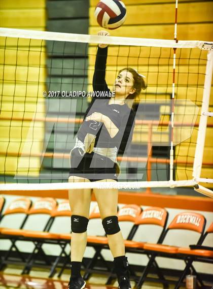 Thumbnail 2 in Horn @ Rockwall photogallery.