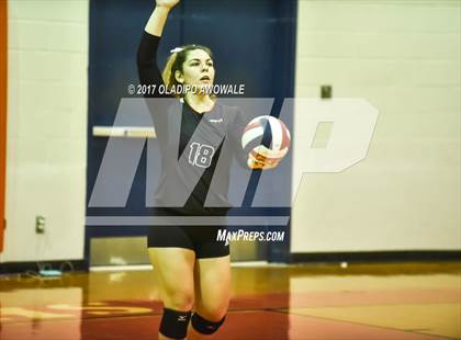 Thumbnail 3 in Horn @ Rockwall photogallery.