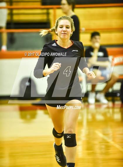 Thumbnail 1 in Horn @ Rockwall photogallery.
