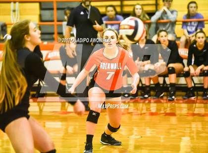 Thumbnail 3 in Horn @ Rockwall photogallery.