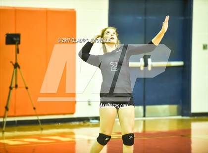 Thumbnail 2 in Horn @ Rockwall photogallery.