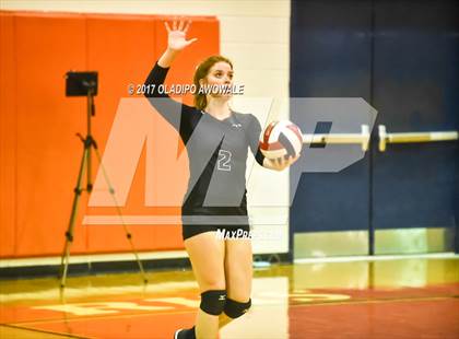 Thumbnail 3 in Horn @ Rockwall photogallery.