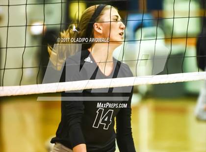 Thumbnail 3 in Horn @ Rockwall photogallery.