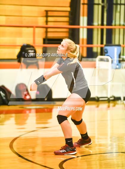 Thumbnail 3 in Horn @ Rockwall photogallery.