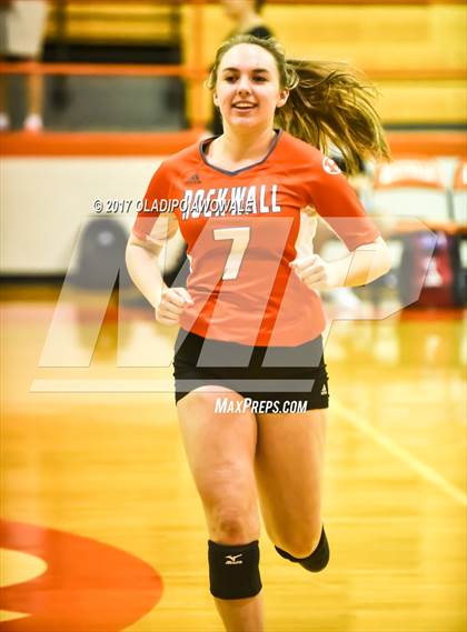 Thumbnail 2 in Horn @ Rockwall photogallery.
