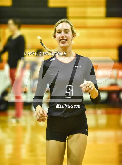 Thumbnail 2 in Horn @ Rockwall photogallery.