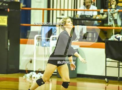 Thumbnail 1 in Horn @ Rockwall photogallery.