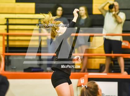 Thumbnail 1 in Horn @ Rockwall photogallery.