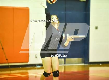 Thumbnail 3 in Horn @ Rockwall photogallery.