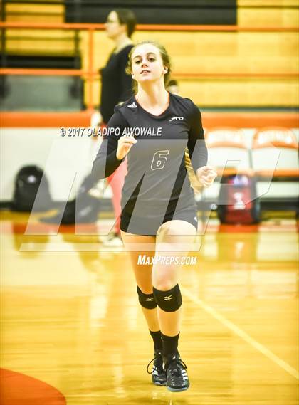Thumbnail 3 in Horn @ Rockwall photogallery.