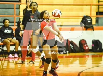 Thumbnail 2 in Horn @ Rockwall photogallery.