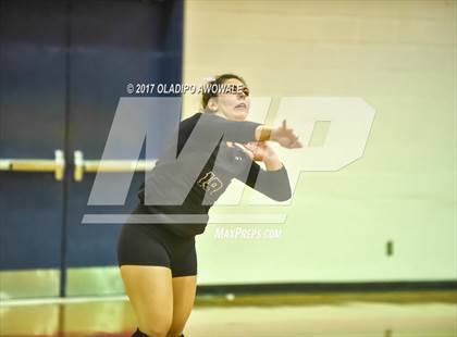 Thumbnail 3 in Horn @ Rockwall photogallery.