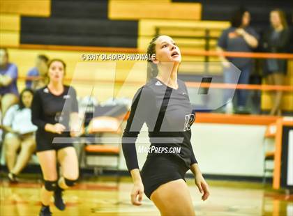 Thumbnail 3 in Horn @ Rockwall photogallery.