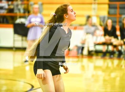 Thumbnail 1 in Horn @ Rockwall photogallery.