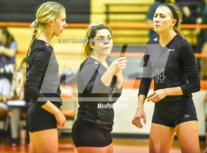 Thumbnail 2 in Horn @ Rockwall photogallery.
