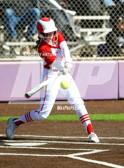 Thumbnail 1 in Wylie vs Glen Rose (Godley High School) photogallery.